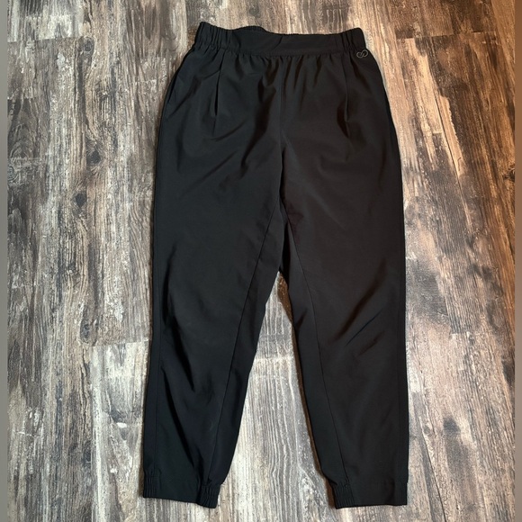 Calia by Carrie Underwood Black Jogger Pants - Picture 2 of 6